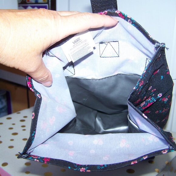 Vans Insulated Lunch Bag - Picture 4 of 5